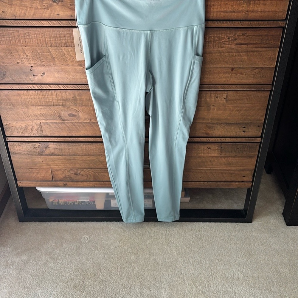 Leggings and top bundle swolf2015